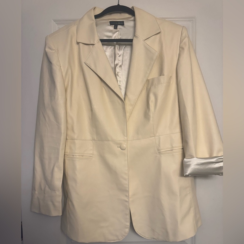 JLUXLABEL Cream Blazer
